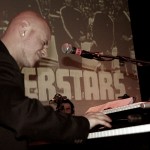 Photo of Andy playing keys live at Cargo with Artizan Music's Poetiquette